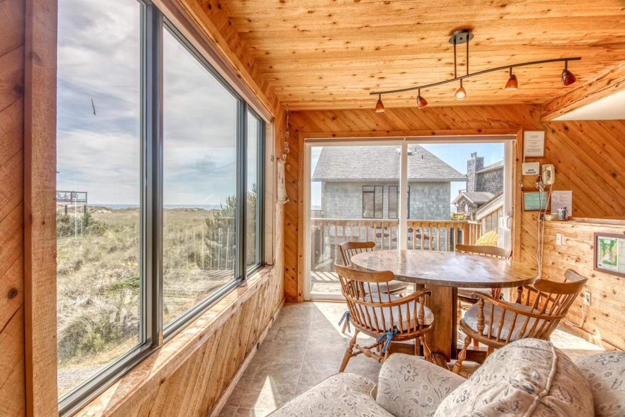 Osborne Beach House Manzanita Exterior photo