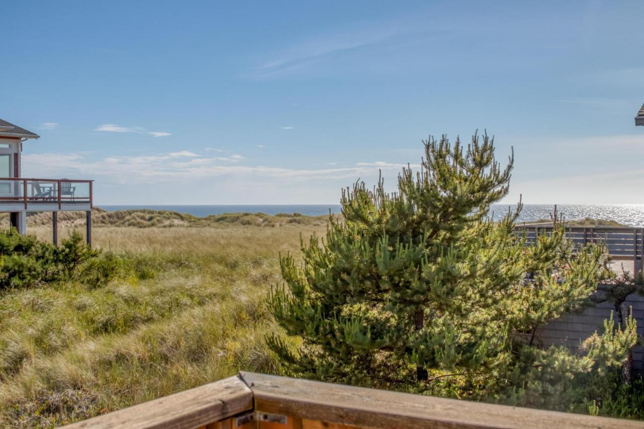 Osborne Beach House Manzanita Exterior photo